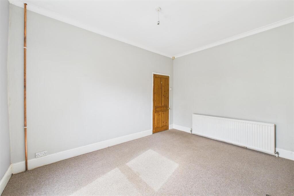 29 Queen Victoria Road Westbury Park, Bristol, BS6