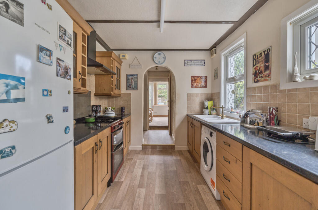 1306987-11-68498a...