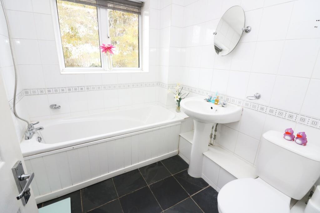 10 Rydal WayBath