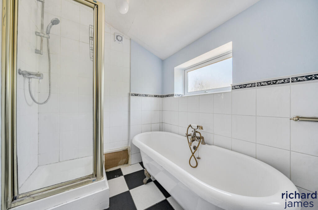 36120bf795a3448594fd0e2bec5d1dd7