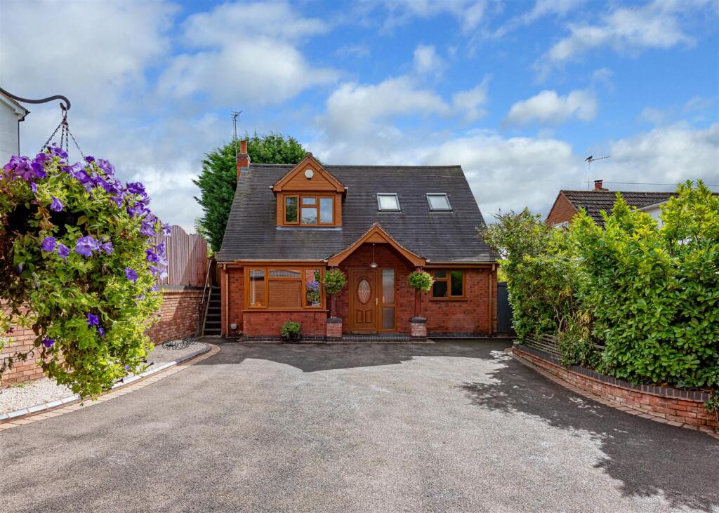 14 Ackleton Gardens-Front.jpg