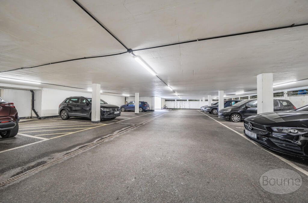 5bc97022-4d2f-4fc...