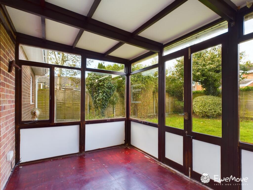 CAM02899G0-PR0037-STILL020