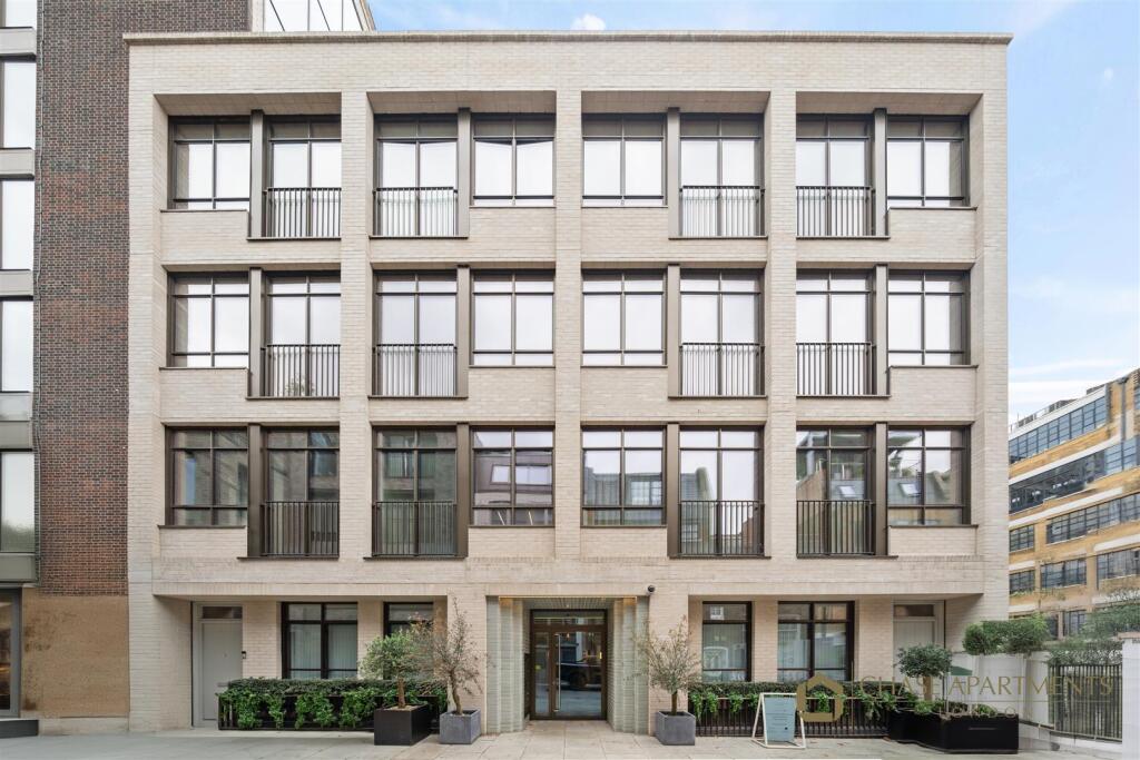 Tottenham Mews W1T 4AB-12.jpg