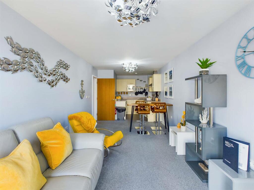 Apartment 8, Ocean 1 - Open plan lounge, kitchen a