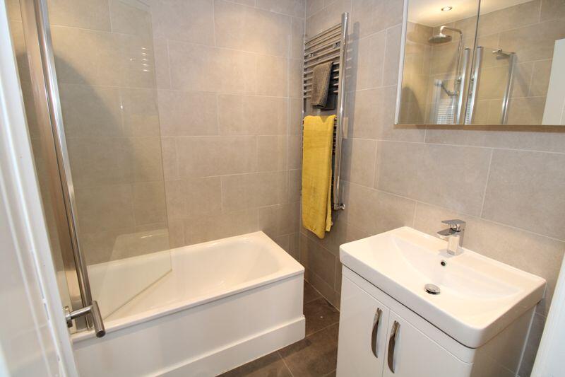 Ensuite1