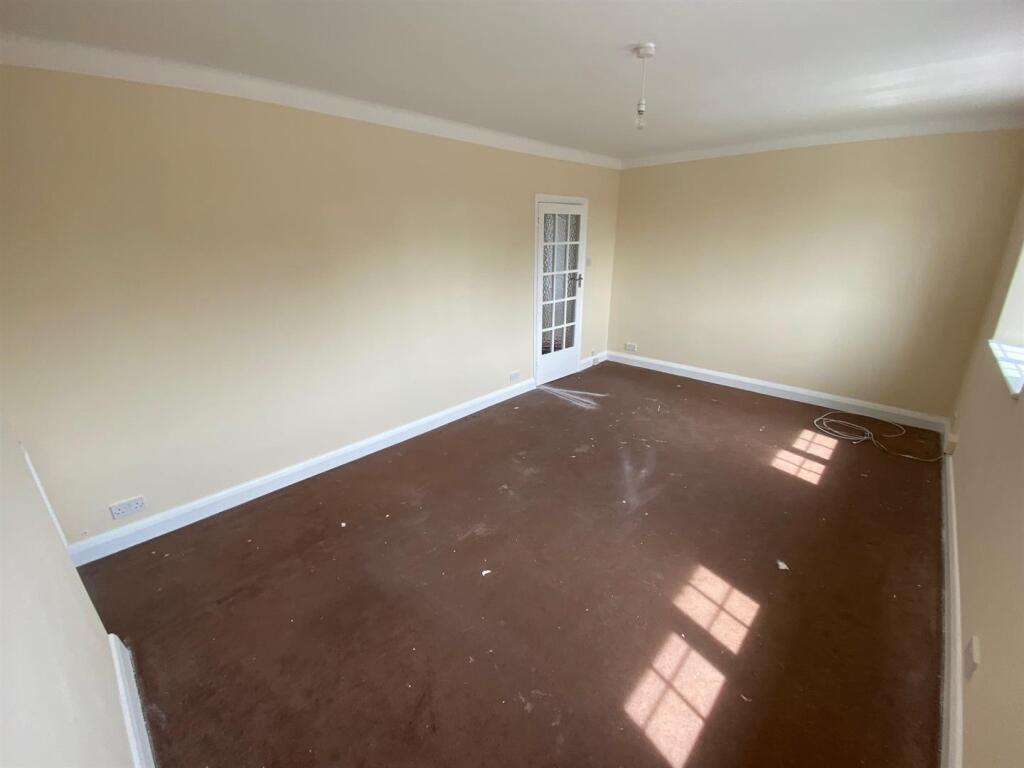 lounge.jpg