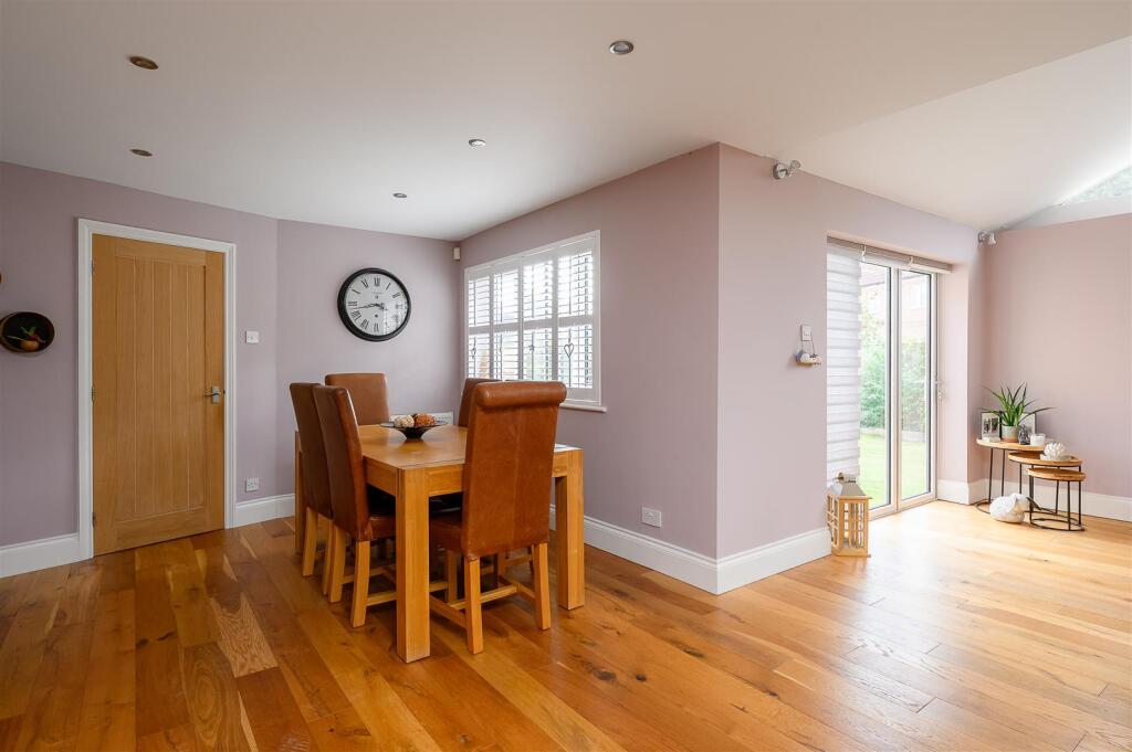 Kitchen Diner Family Room