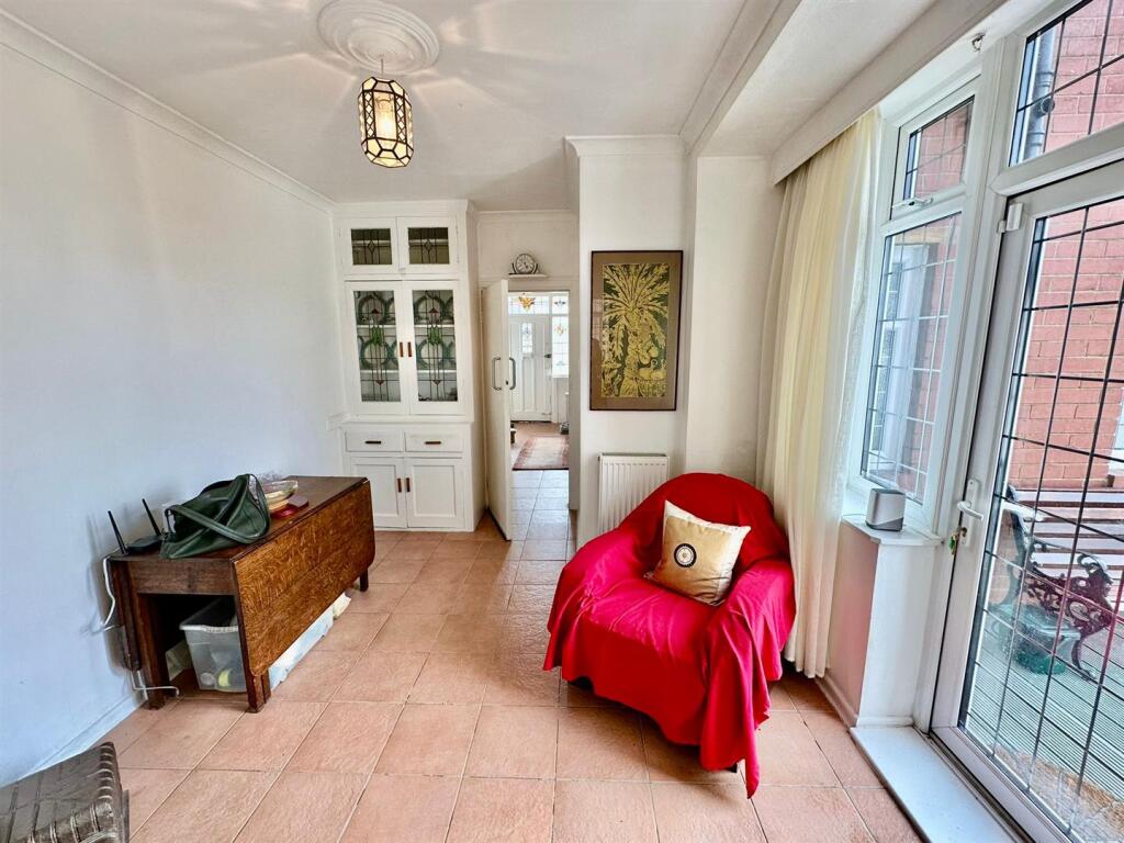 WhatsApp Image 2025-10-06 at 12.02.38_85025051.jpg