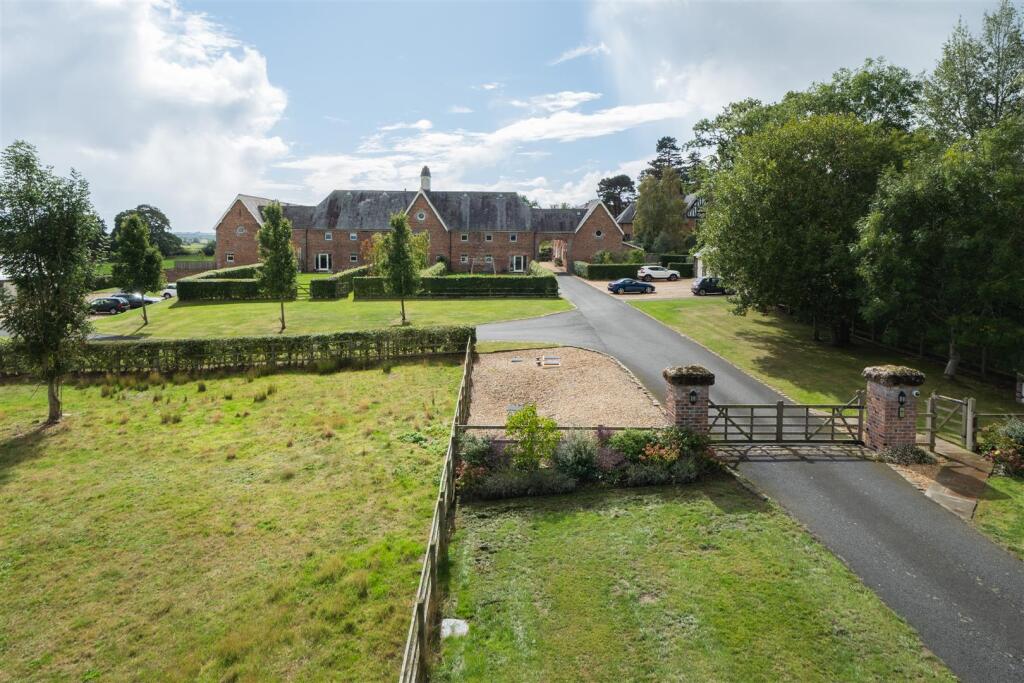 3 Bulkeley Grange Barns-039.jpg