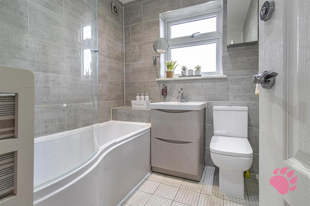 Bathroom Suite
