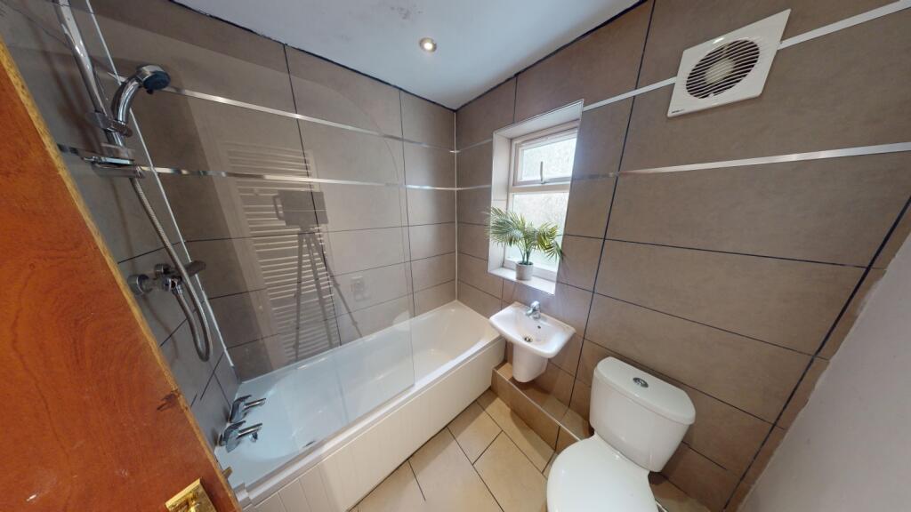 Flat-C-16A-Colville-Street-09042024_140858