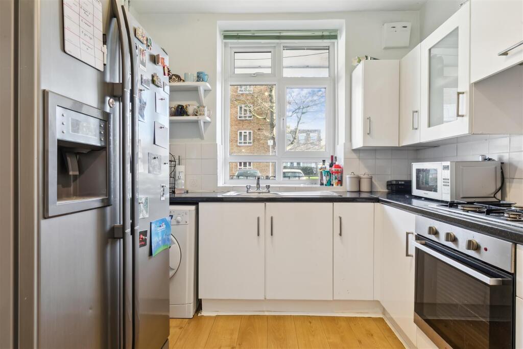 Kelmscott Gardens. W12 - FOR SALE