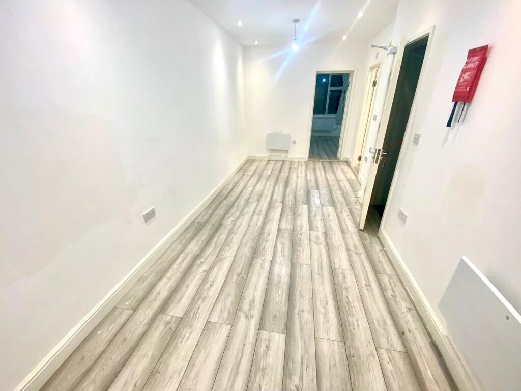 PHOTO-2024-11-18-...