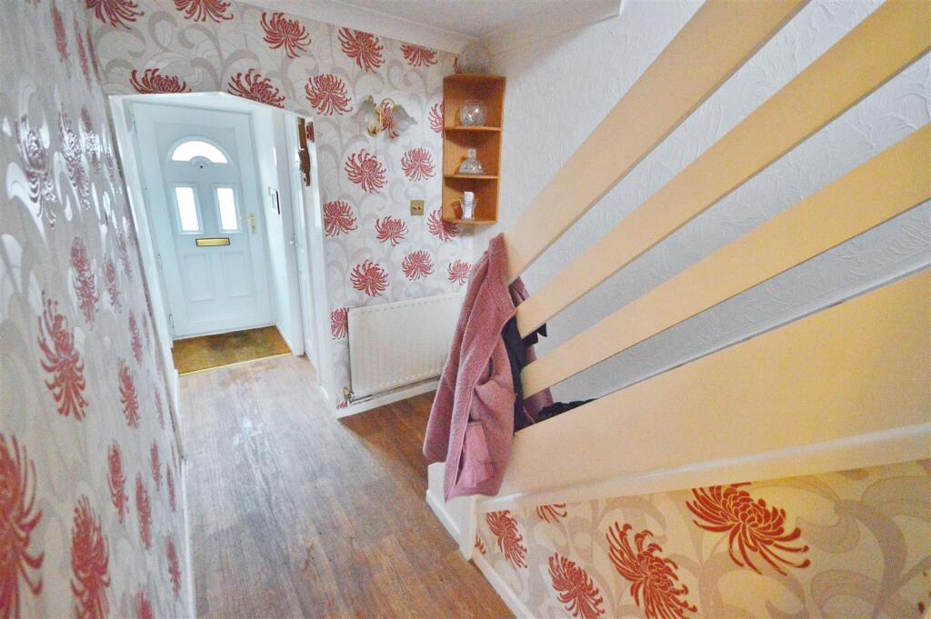 ENTRANCE HALLWAY