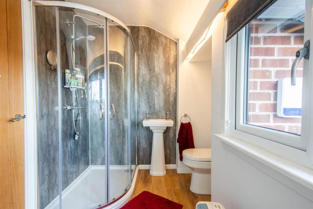 Ensuite/Dressing Room