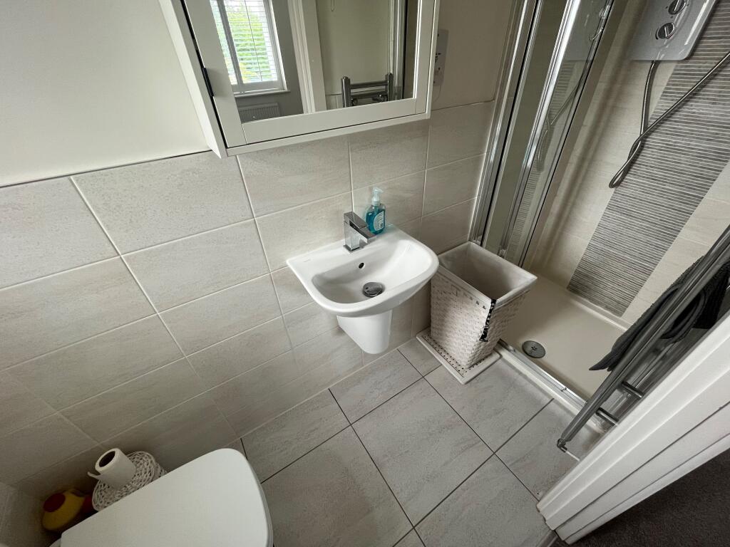En-suite Bathroom