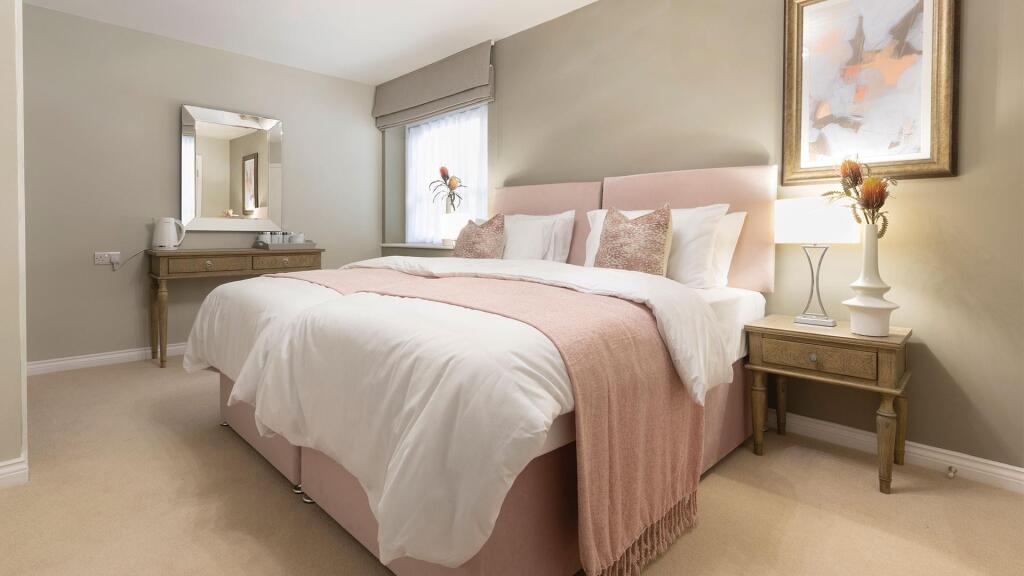 Guest-suite-1920x1080.jpg