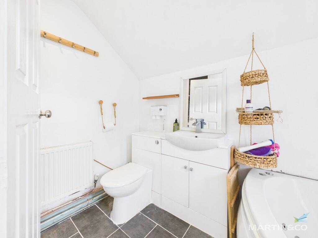 CAM03111G0-PR0425...