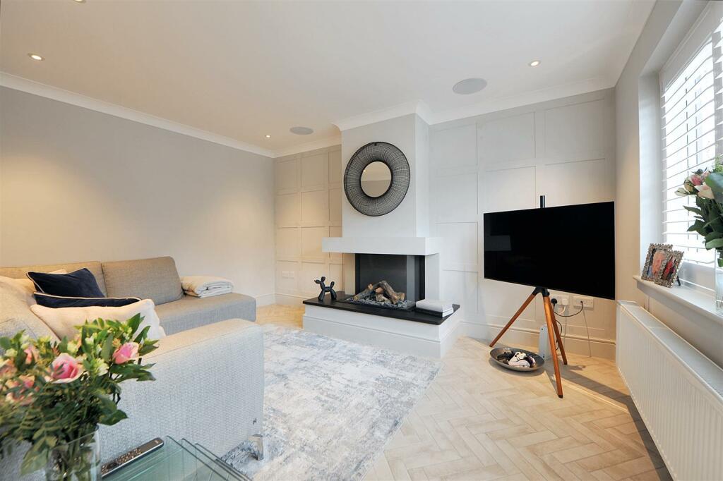Living Room.JPG