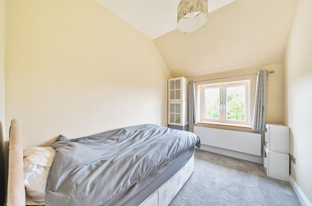 1313973-3-686285c...