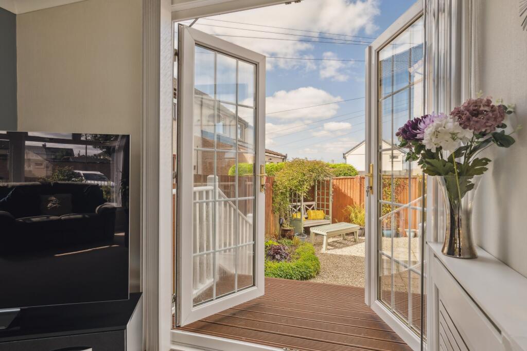 Lounge Leading Out To The Garden