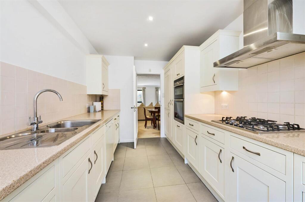 ASR_-_Haygarth_Place__SW19_5BX_6.jpg