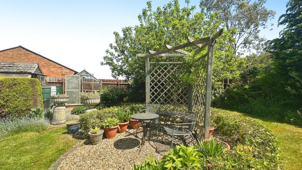 b9cf9d53--49A1-982A-7CC3FD5B3BB2-40577-00000CE1EC0