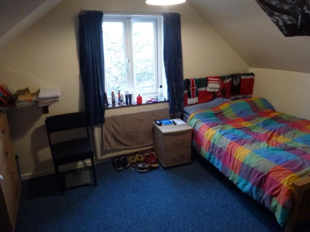 222 School - Bedroom 3.JPG