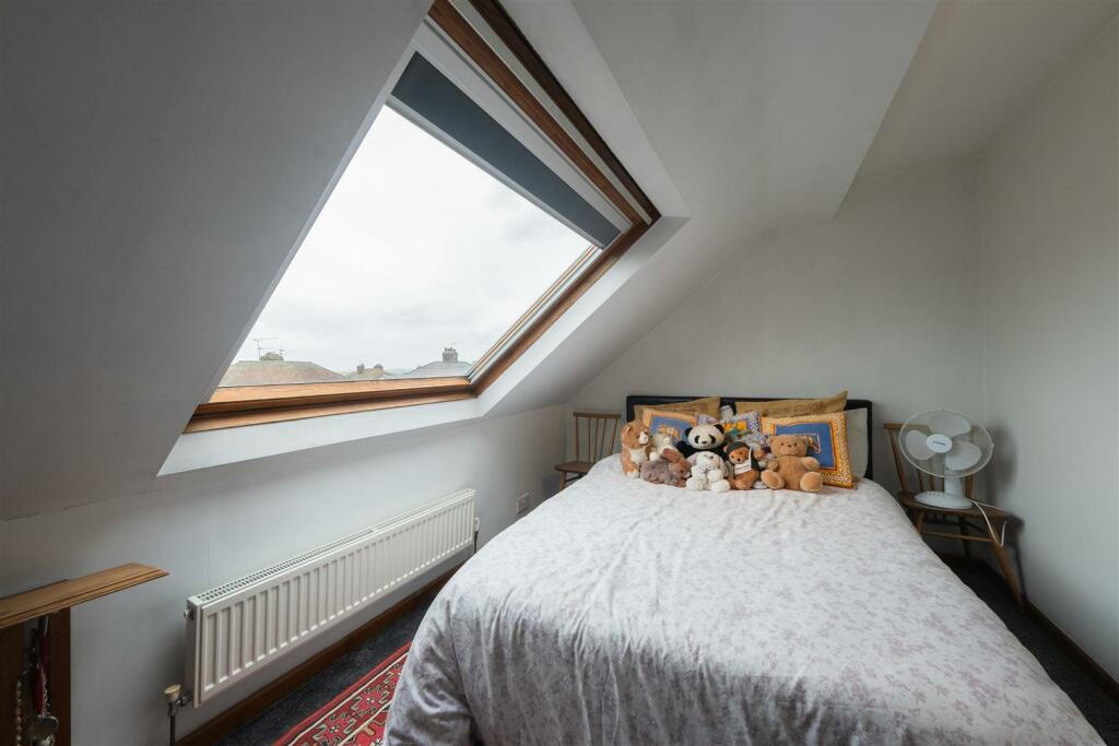 2 Emmett Street-017.jpg