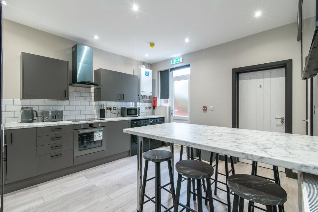 1 Kitchen