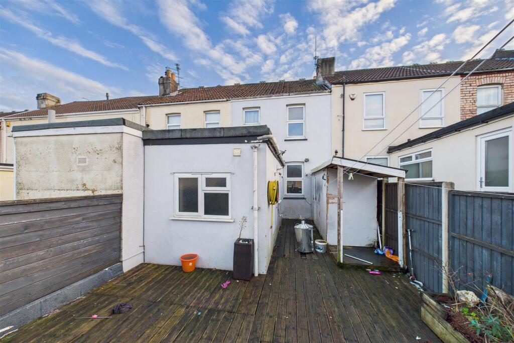 17 Kimberley Road Kingswood, Bristol, BS15 1RG | F