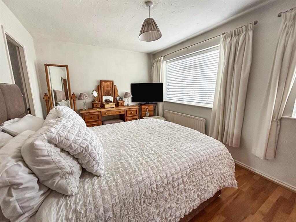 WhatsApp Image 2025-03-25 at 13.00.50_3db0e66d.jpg