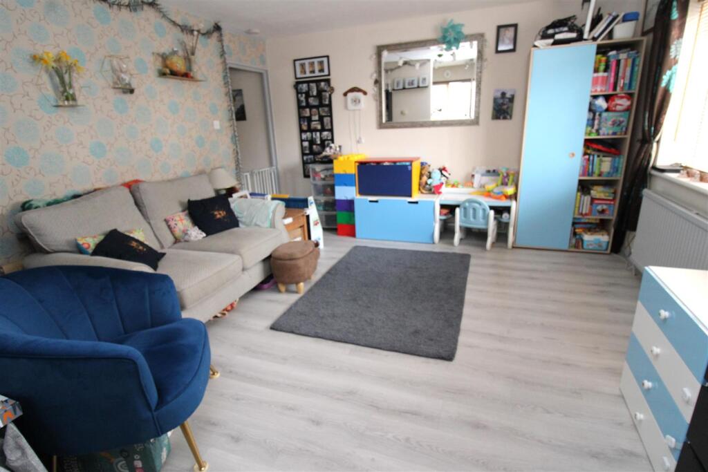 lounge2.JPG