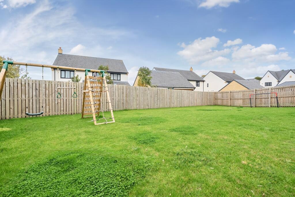Generously sized south-facing back garden