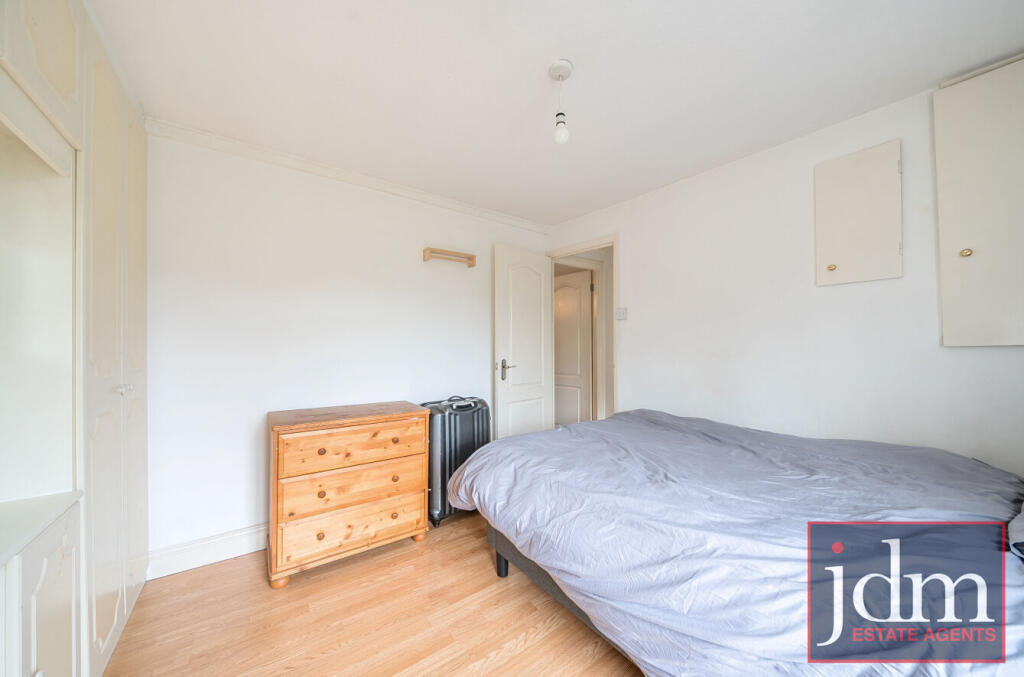 b4e9dd75-a0a8-46b...