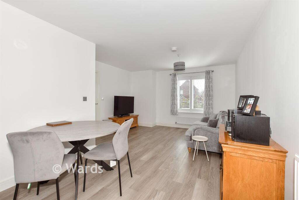 Lounge/ Kitchen/ Diner