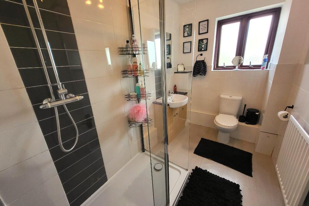 Mod. Shower Room