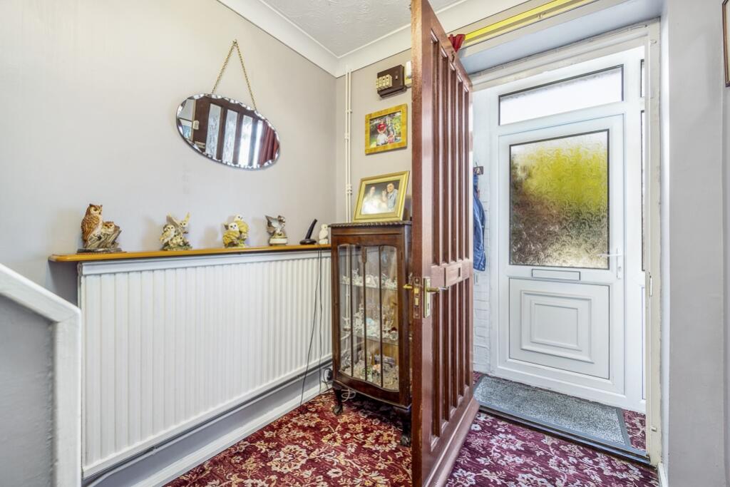 2 Drury Lane (Bicker)-9