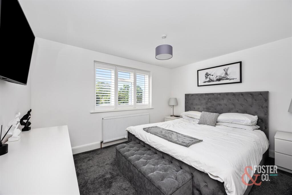 High Street, The Hollies-004.jpg