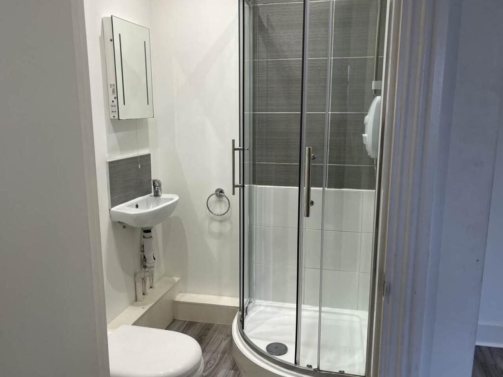 67H London Road (24)