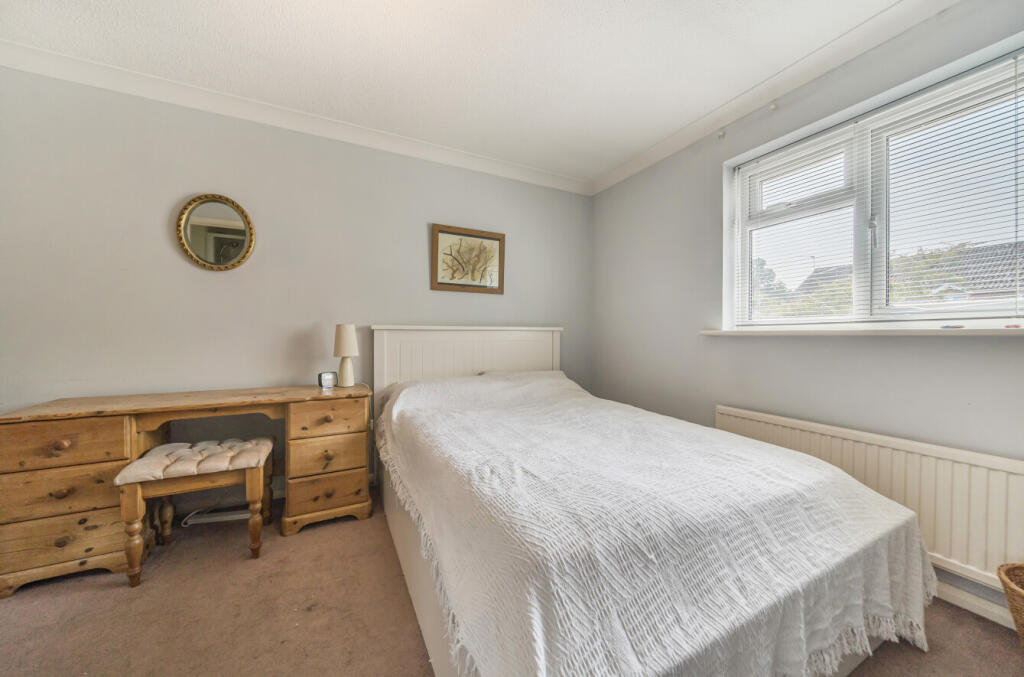 1329511-8-689368e...