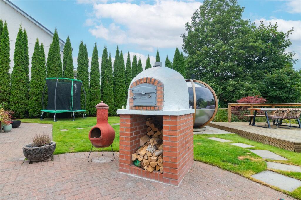 Pizza Oven