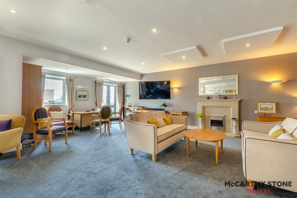 8621939-interior05.jpg