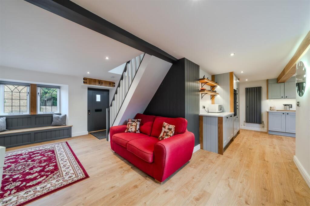 Living Room - Diner-5.jpg