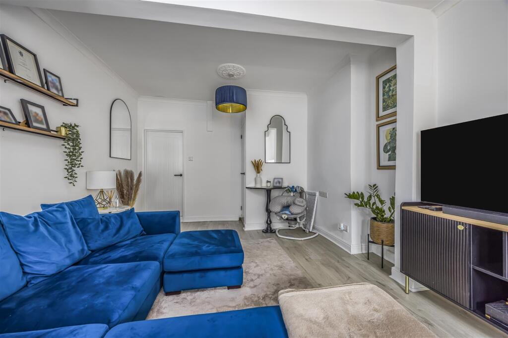 23 Leopold Street, Southsea-PorticoMarketing-SoldB