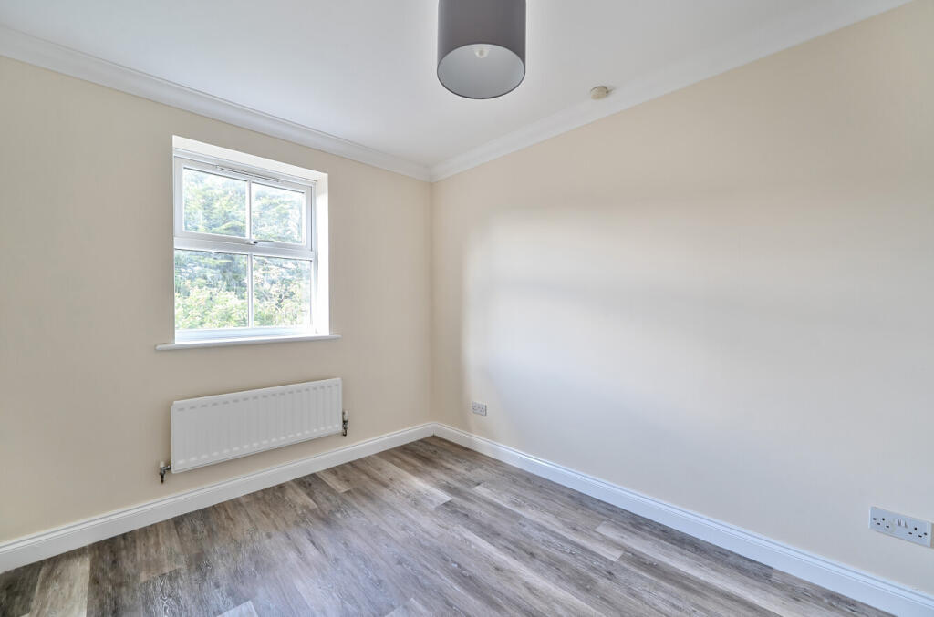 17-1312635-12-685...