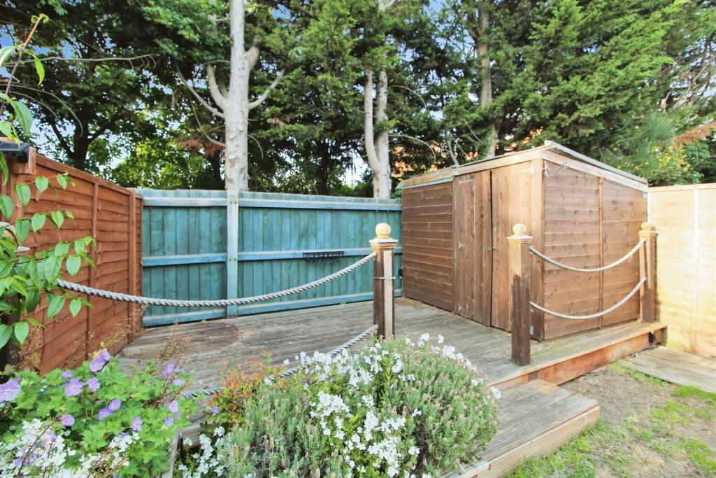 48436524-Garden_1_use.jpg