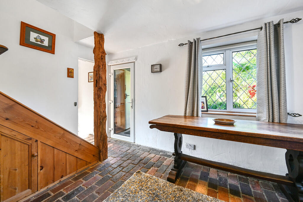 THE COTTAGE - TN3...