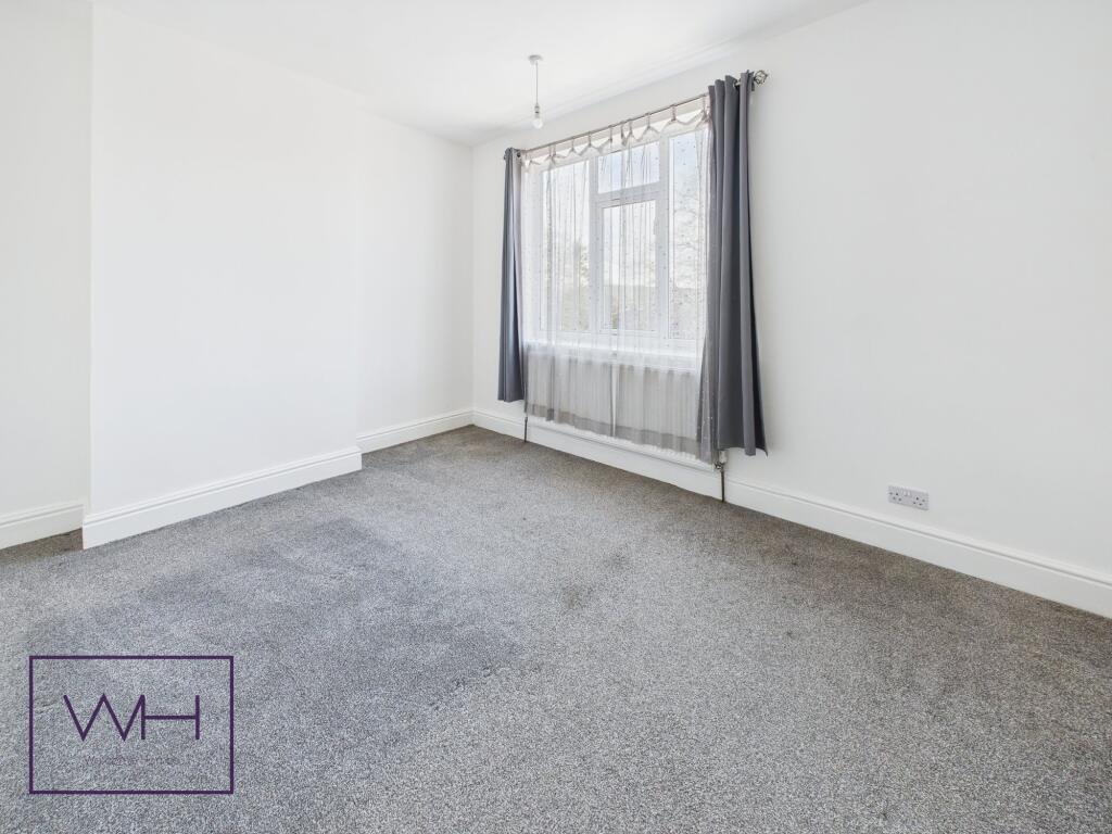 CAM03785G0-PR0245-ST